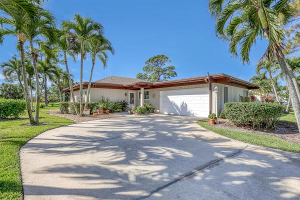 Eastpointe Country Club, 6598 Eastpointe Pines St, Palm Beach Gardens, Florida 33418, image 1