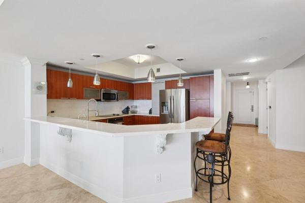 Marina Grande Club & Residences, 2640 Lake Shore Dr #1809, Riviera Beach, Florida 33404, image 1