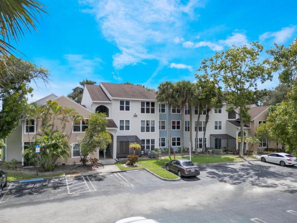 Boynton Landings, 2301 N Congress Ave 13, Boynton Beach, Florida 33426, image 1