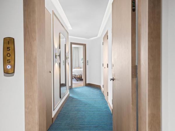 Four Seasons Hotel & Residences, 525 N Fort Lauderdale Beach Blvd #1505, Fort Lauderdale, Florida 33304, image 1