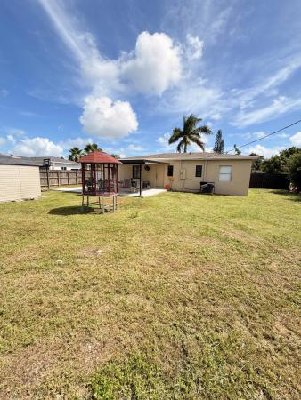 14240 Graves Dr, Unincorporated Dade County, Florida 33176, image 1