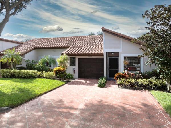 Huntington Pointe, 6222 Pointe Regal Cir, Delray Beach, Florida 33484, image 1