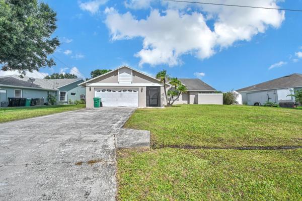 Sandhill Crossing, 2151 SE Bowie St, Port St. Lucie, Florida 34952, image 1