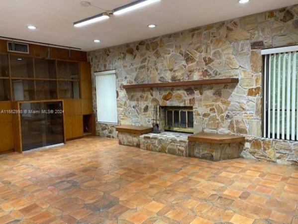 Lake Worth No HOA, 4450 S Jog Rd, Lake Worth, Florida 33467, image 2