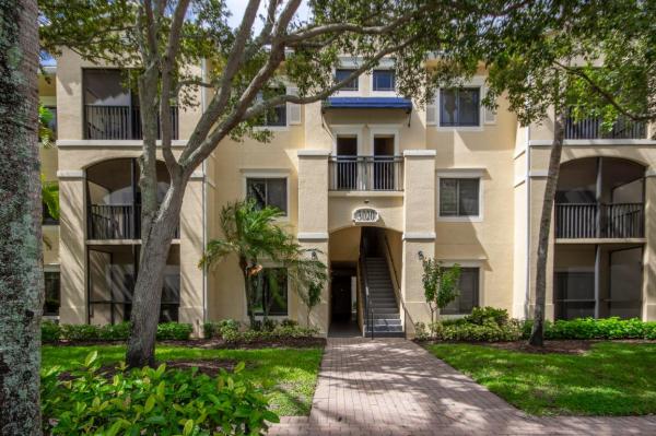 Calabria At San Matera, 3020 Alcazar Pl #106, Palm Beach Gardens, Florida 33410, image 2