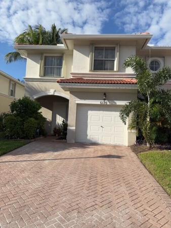 Seminole Gardens At Woodbine, 6120 Seminole Gardens Cir, Riviera Beach, Florida 33418, image 1