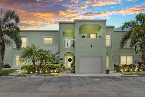 2186 SE Wild Meadow Cir, Port St. Lucie, Florida 34952, image 1