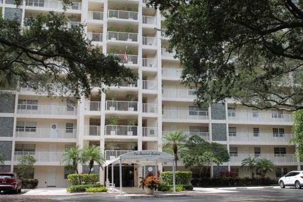 Oaks Way At Palm-Aire, 3520 Oaks Way #607, Pompano Beach, Florida 33069, image 1