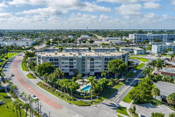Spencer Place, 505 Spencer Dr #207, West Palm Beach, Florida 33409, image 2