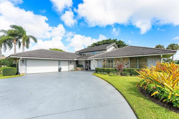 Eastpointe Country Club, 6599 Eastpointe Pines St, Palm Beach Gardens, Florida 33418, image 1