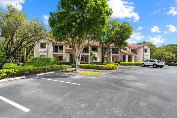 Dunbar Woods, 1101 Duncan Cir #102, Palm Beach Gardens, Florida 33418, image 1