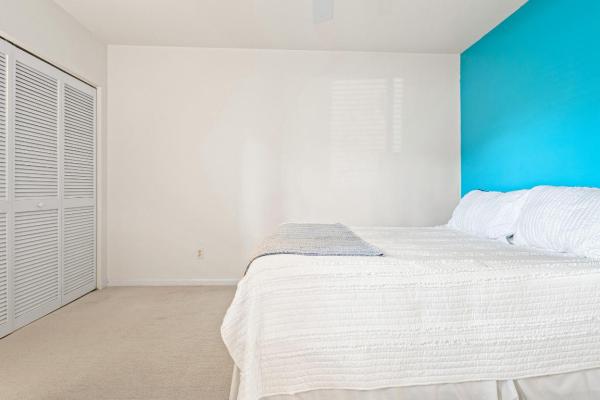 Dunbar Woods, 1101 Duncan Cir 102, Palm Beach Gardens, Florida 33418, image 1