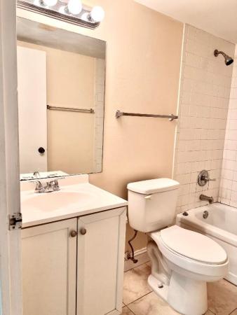 Presidential Golfview, 2000 N Congress Ave #206, West Palm Beach, Florida 33401, image 2
