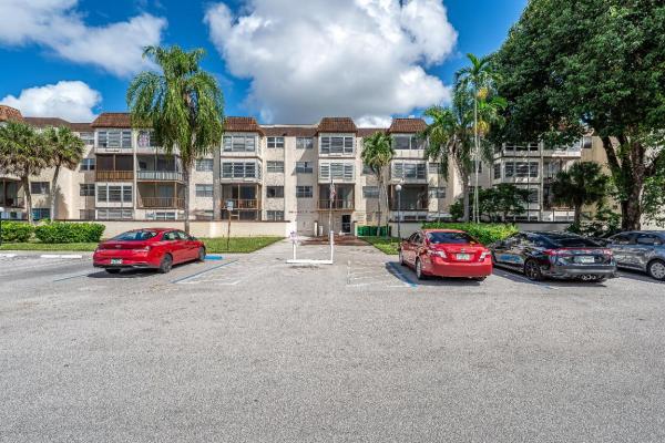 Omega, 7100 NW 17th St #220, Plantation, Florida 33313, image 3