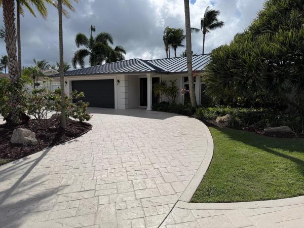Tequesta Country Club, 15 River Dr, Tequesta, Florida 33469, image 1