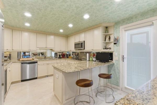 One Royal Palm Way, 100 Royal Palm Way #F-4, Palm Beach, Florida 33480, image 3