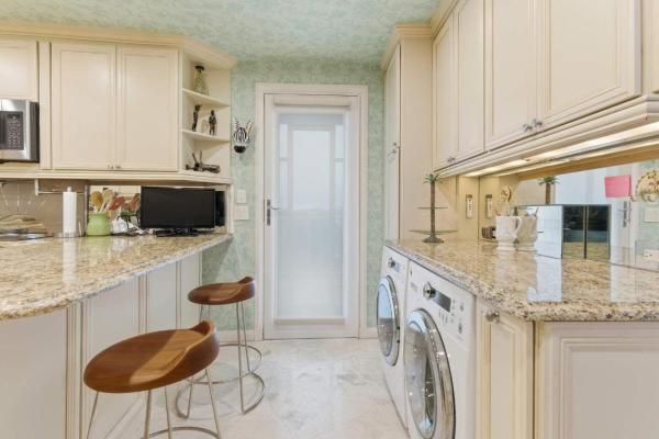 One Royal Palm Way, 100 Royal Palm Way #F-4, Palm Beach, Florida 33480, image 2