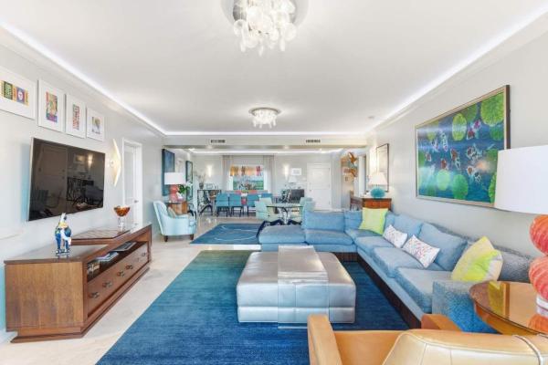 One Royal Palm Way, 100 Royal Palm Way #F-4, Palm Beach, Florida 33480, image 2
