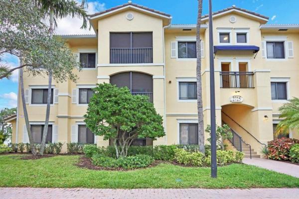 Sarento At San Matera, 2729 Anzio Ct 301, Palm Beach Gardens, Florida 33410, image 1