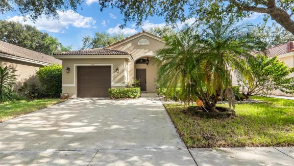 Lake Windermere At Indigo Lakes, 5411 NW 50th Ct, Coconut Creek, Florida 33073, image 1