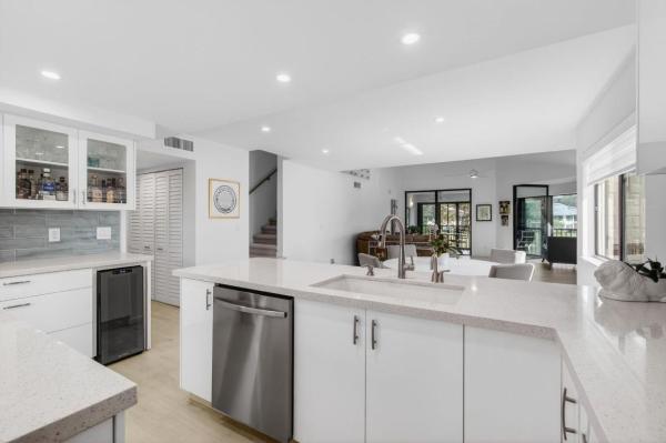 Gleneagles, 15980 Loch Katrine Trl #8104, Delray Beach, Florida 33446, image 1