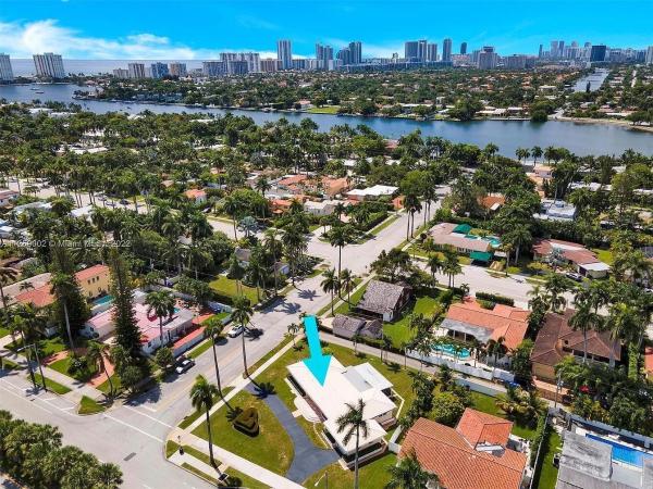 Hollywood Lakes, 1200 Hollywood Blvd, Hollywood, Florida 33019, image 1