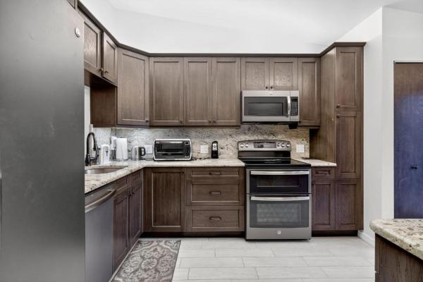 Pine Ridge North 1, 541 Shady Pine Way #A, Greenacres, Florida 33415, image 2