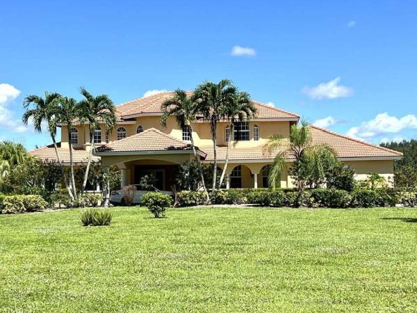 Paddock Park 2 Of Wellington, 14983 Draft Horse Ln, Wellington, Florida 33414, image 1