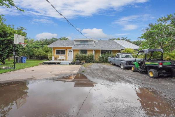 Haverhill Riding Estates, 5239 Club Rd, Haverhill, Florida 33415, image 1