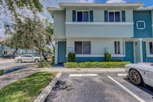 Sonoma Bay, 1958 Hibiscus Ln, Riviera Beach, Florida 33404, image 1