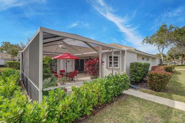Sun Terrace At The Oaks, 10102 Chapman Oak Ct, Palm Beach Gardens, Florida 33410, image 1