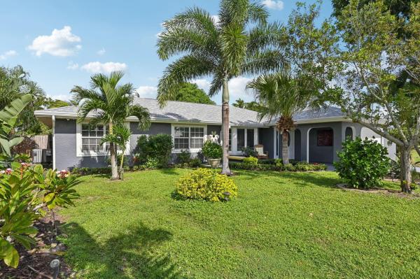 Rainier Lakes At Sandhill Crossing, 1871 SE Wexford Ct, Port St. Lucie, Florida 34952, image 1