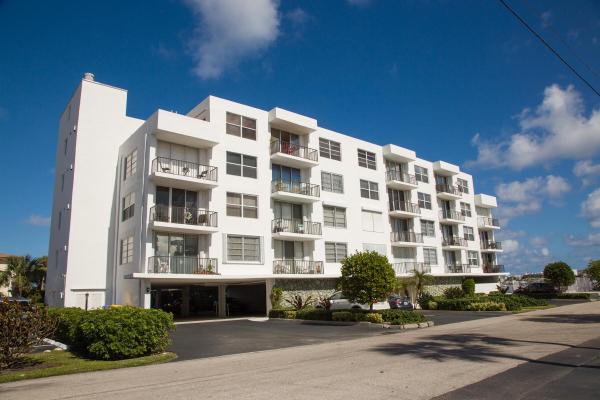 Croton Harbor, 301 Croton Ave 202, Lantana, Florida 33462, image 1