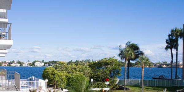 Croton Harbor, 301 Croton Ave #202, Lantana, Florida 33462, image 1