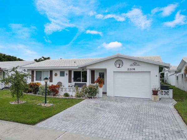 Palm Beach Leisureville, 2208 SW 19th Ave, Boynton Beach, Florida 33426, image 1