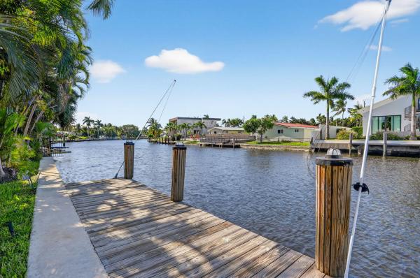 Coral Ridge Galt, 2541 Middle River Dr, Fort Lauderdale, Florida 33305, image 1