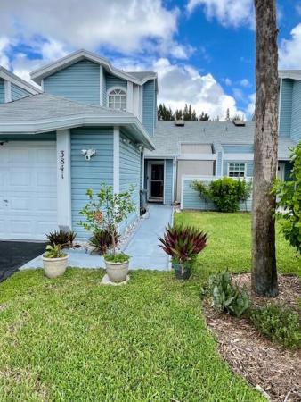 3841 Island Club Cir E, Lake Worth, Florida 33462, image 1