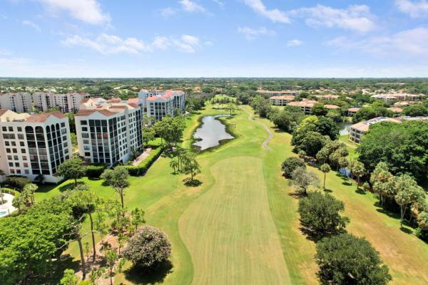 Imperial At Promenade, 7567 Imperial Dr #402, Boca Raton, Florida 33433, image 2