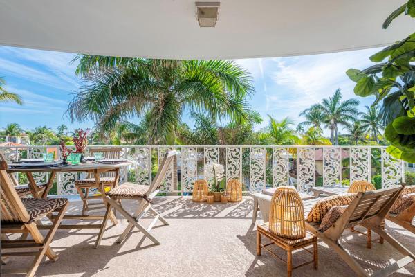 Melbourne House, 227 Australian Ave 0035, Palm Beach, Florida 33480, image 1