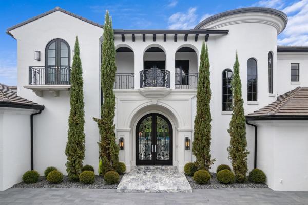 Palacio, 111 Via Palacio, Palm Beach Gardens, Florida 33418, image 1