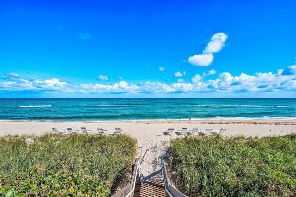 2000 At Sloan's Curve, 2000 S Ocean Blvd, Palm Beach, Florida 33480, image 3
