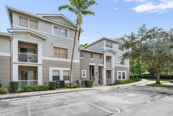 1008 Shoma Dr, Royal Palm Beach, Florida 33414, image 1