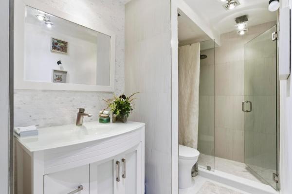 Boca Bayou, 8 Royal Palm Way #2050, Boca Raton, Florida 33432, image 3