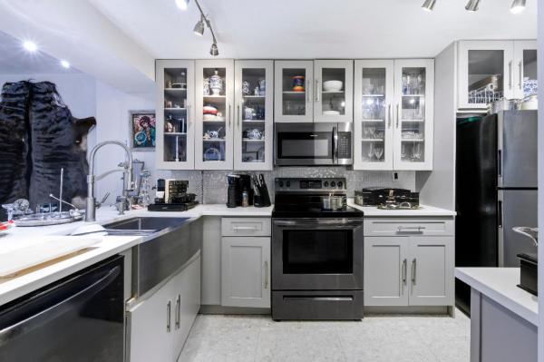 Boca Bayou, 8 Royal Palm Way #2050, Boca Raton, Florida 33432, image 1