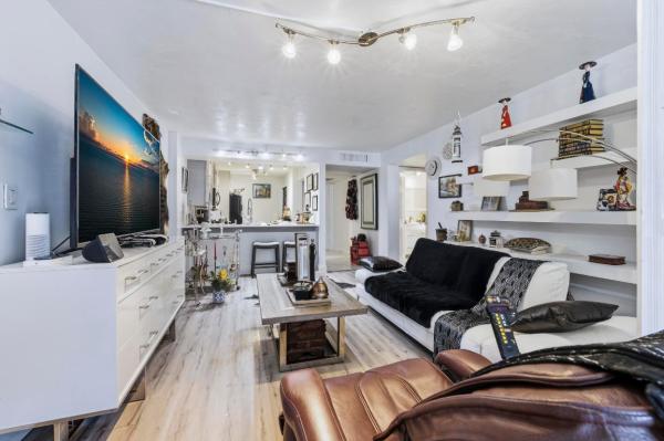 Boca Bayou, 8 Royal Palm Way 2050, Boca Raton, Florida 33432, image 1