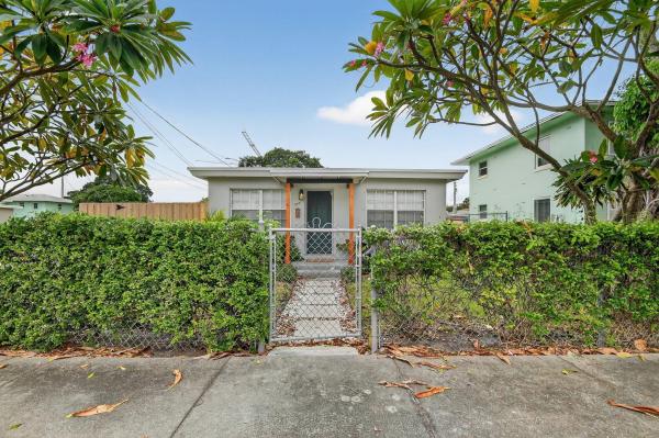 South Mangonia, 549 21st St, West Palm Beach, Florida 33407, image 1