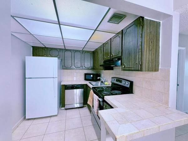 Casa Del Rio, 460 NW 20th St 3040, Boca Raton, Florida 33431, image 1