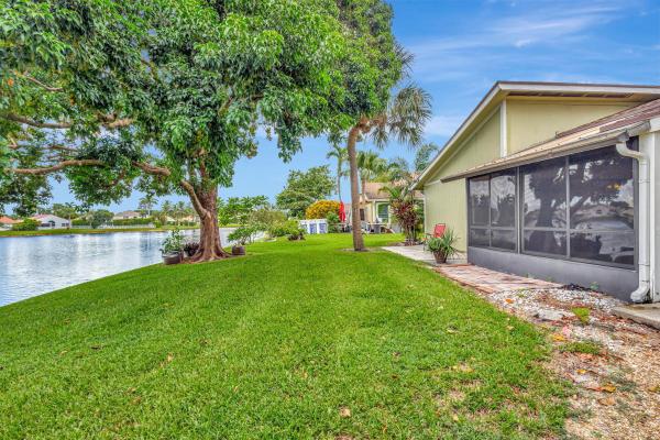 Lakeside Green, 4289 Willow Pond Cir, West Palm Beach, Florida 33417, image 2