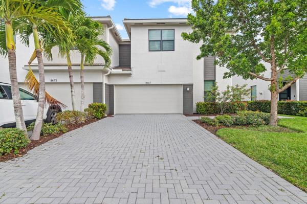 8667 Corvus Dr, Lake Worth, Florida 33467, image 1