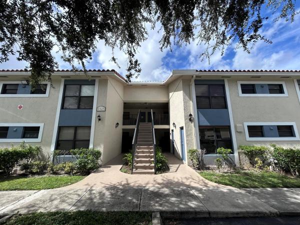 1525 Lake Crystal Dr #D, West Palm Beach, Florida 33411, image 1